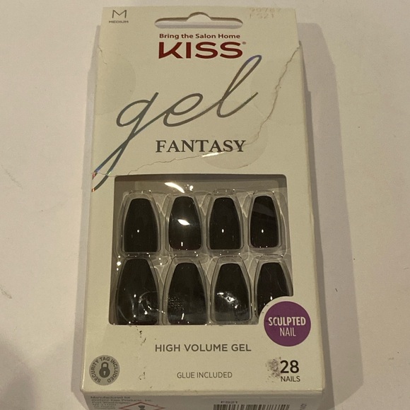 2-Piece Bundle of Kiss Halloween-Themed Accessories - Eyelashes & Fake Nails NWT - Picture 4 of 10